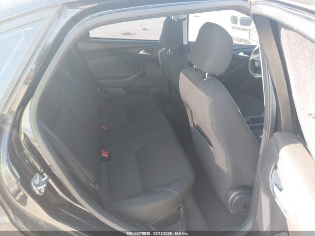 Ford FOCUS SE 2016 1FADP3F28GL267523 Image 8