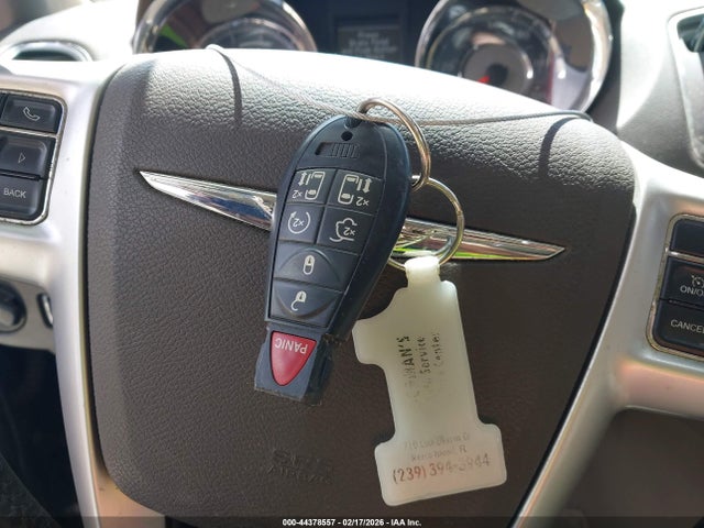 44378557 :رقم المزاد ، 2C4RC1BG8ER422867 vin ، 2014 Chrysler Town & Country Touring مزاد بيع