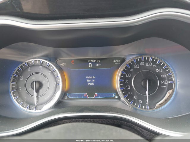 Продажа на аукционе авто 2015 Chrysler 200 C, vin: 1C3CCCCB8FN602308, номер лота: 44378588