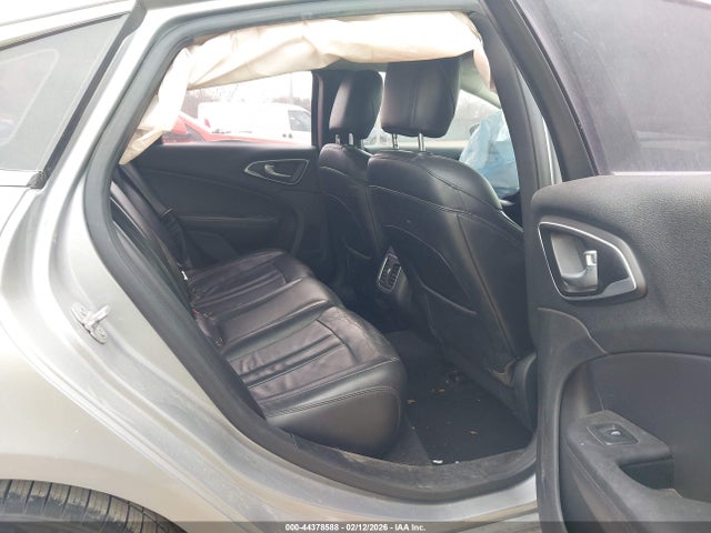 Продажа на аукционе авто 2015 Chrysler 200 C, vin: 1C3CCCCB8FN602308, номер лота: 44378588
