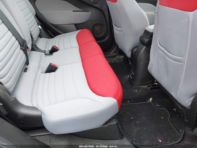 2014 FIAT 500L ZFBCFABHXEZ016376 Photo 7