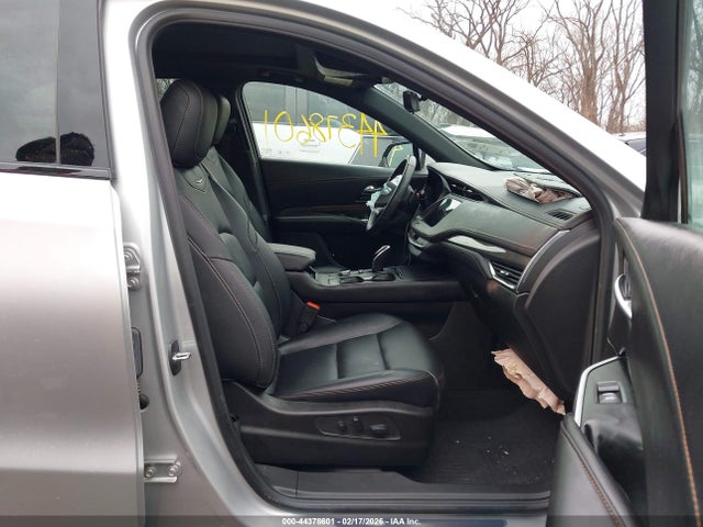 2022 CADILLAC XT4 1GYFZER45NF151434 Photo 4