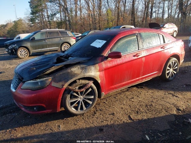 2013 Chrysler 200 Touring მანქანა იყიდება აუქციონზე, vin: 1C3CCBBB3DN525078, აუქციონის ნომერი: 44378613