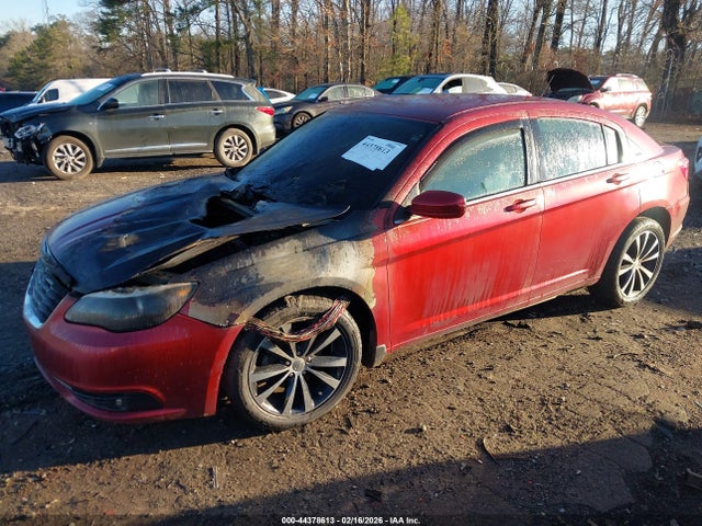 2013 Chrysler 200 Touring მანქანა იყიდება აუქციონზე, vin: 1C3CCBBB3DN525078, აუქციონის ნომერი: 44378613