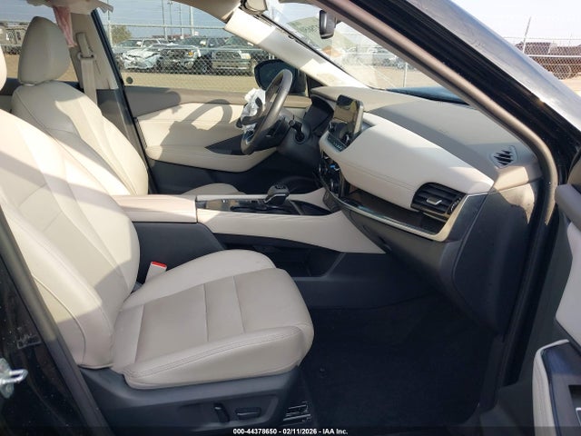 44378650 :رقم المزاد ، 5N1BT3CA7PC838763 vin ، 2023 Nissan Rogue Sl Fwd مزاد بيع