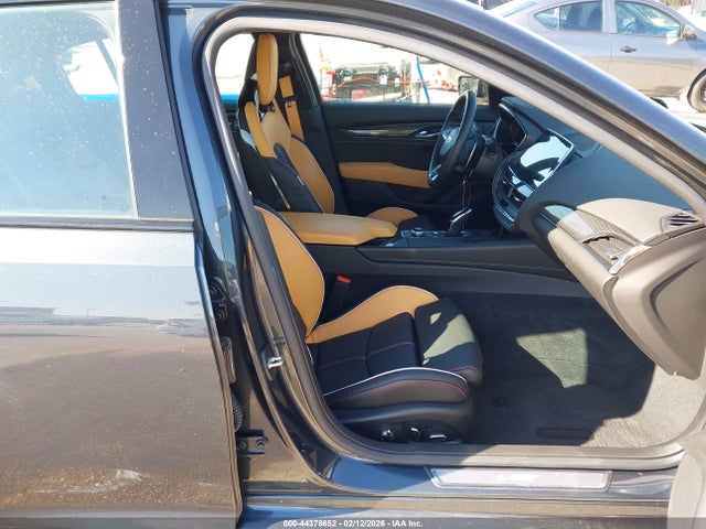 2022 CADILLAC CT5-V 1G6D35R60N0810560 Photo 4