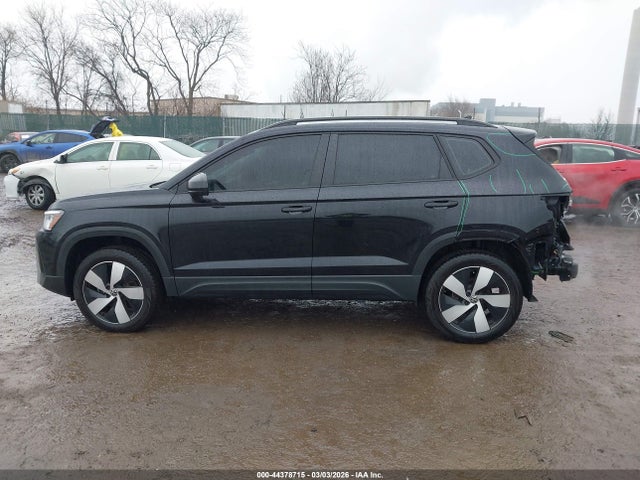 3VV8C7B28SM010889 Volkswagen Taos 1.5t S