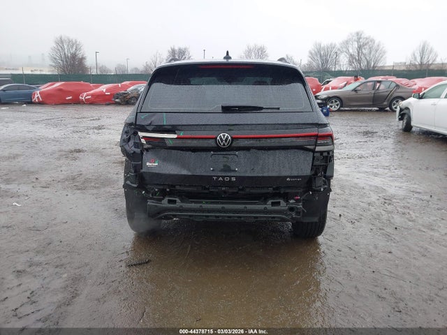 3VV8C7B28SM010889 Volkswagen Taos 1.5t S