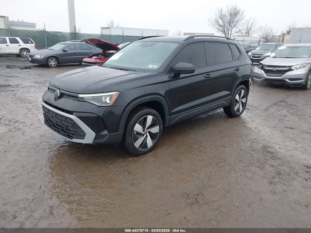 3VV8C7B28SM010889 Volkswagen Taos 1.5t S