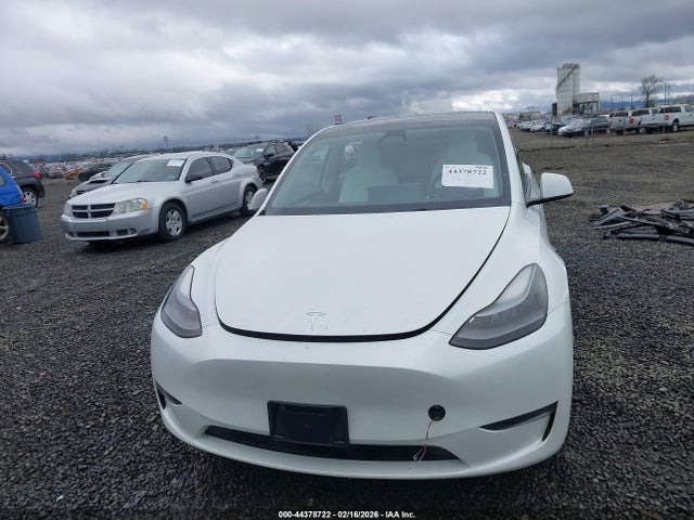 7SAYGDEFXPF630853 Tesla Model Y Performance Dual Motor All-wheel Drive