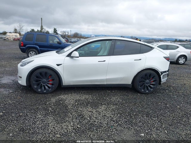 7SAYGDEFXPF630853 Tesla Model Y Performance Dual Motor All-wheel Drive