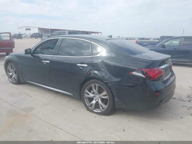 2016 INFINITI Q70L JN1BY1PP4GM630779 Photo 2