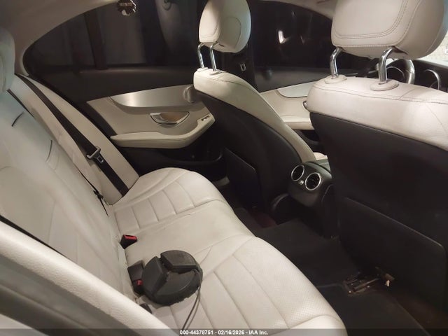 Продажа на аукционе авто 2015 Mercedes-benz C 300, vin: 55SWF4JBXFU056276, номер лота: 44378751