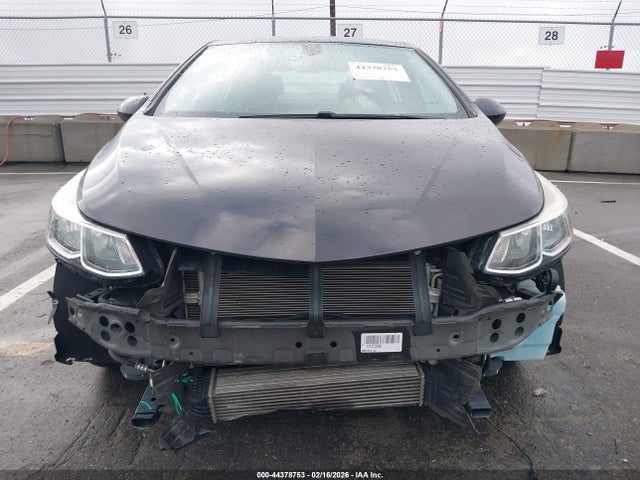 1G1BC5SM1H7271836 Chevrolet Cruze Ls Auto