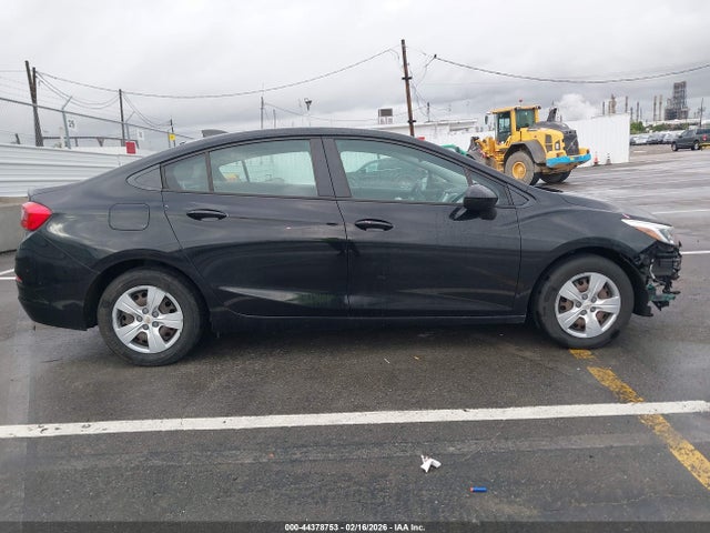 1G1BC5SM1H7271836 Chevrolet Cruze Ls Auto