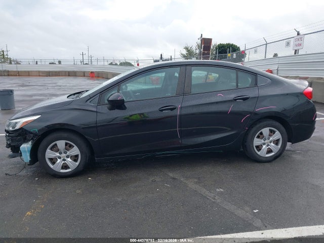 1G1BC5SM1H7271836 Chevrolet Cruze Ls Auto