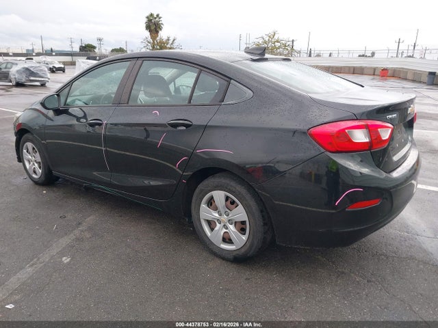 1G1BC5SM1H7271836 Chevrolet Cruze Ls Auto