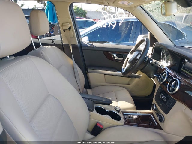 WDCGG5HB5FG379570 Mercedes-Benz GLK 350