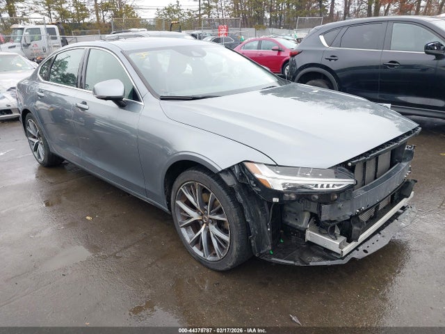 2018 VOLVO S90 LVY982MK3JP038508