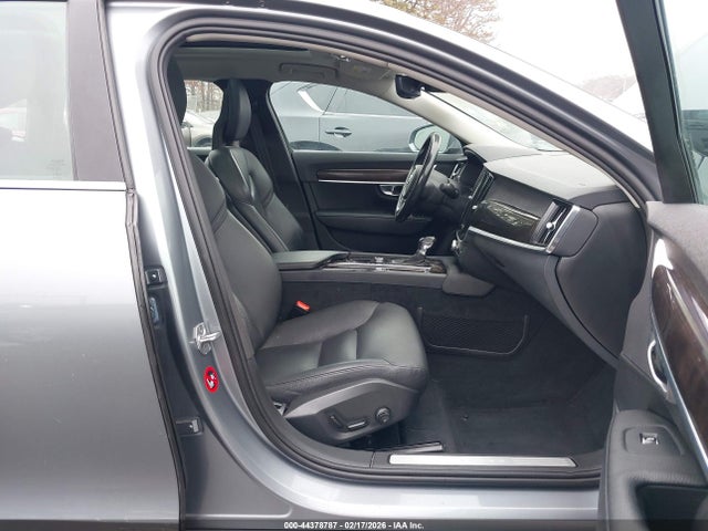 2018 VOLVO S90 LVY982MK3JP038508 Photo 4