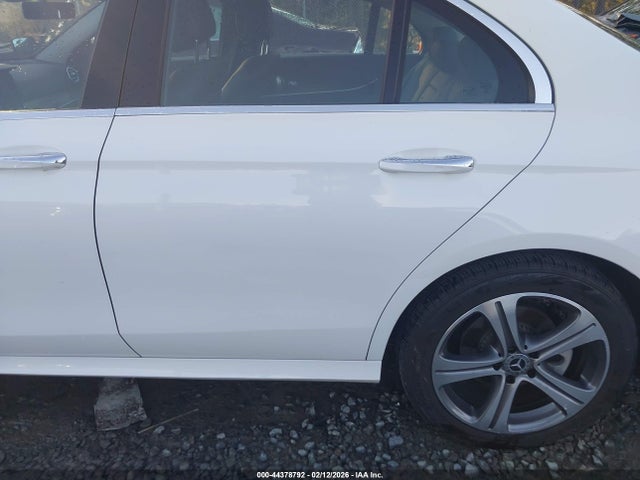 Aukcja sprzedaży 2018 Mercedes-benz E 300 4matic, vin: WDDZF4KB8JA393341, numer aukcji: 44378792
