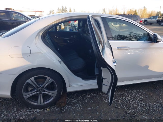 Aukcja sprzedaży 2018 Mercedes-benz E 300 4matic, vin: WDDZF4KB8JA393341, numer aukcji: 44378792