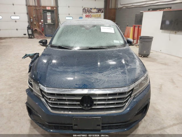 44378802 :رقم المزاد ، 1VWMA7A38LC022392 vin ، 2020 Volkswagen Passat 2.0t R-line مزاد بيع