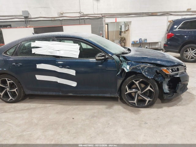 44378802 :رقم المزاد ، 1VWMA7A38LC022392 vin ، 2020 Volkswagen Passat 2.0t R-line مزاد بيع