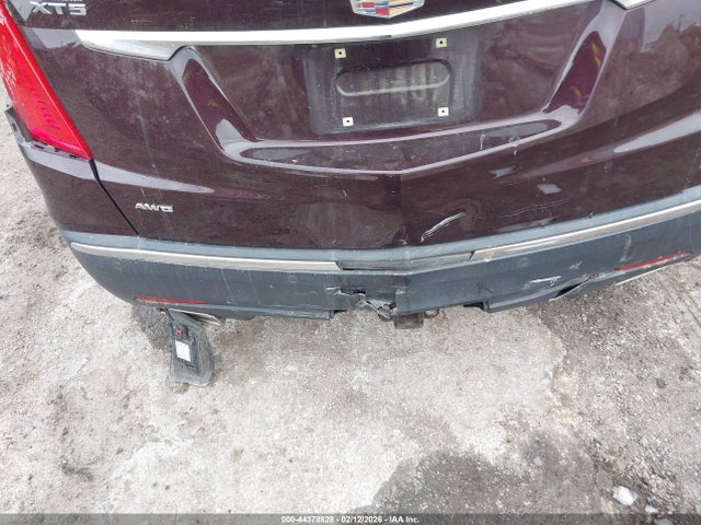 2017 CADILLAC XT5 1GYKNERSXHZ225748 Photo 5