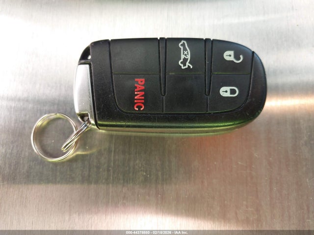 Продажа на аукционе авто 2016 Chrysler 200 S, vin: 1C3CCCBB3GN161707, номер лота: 44378880