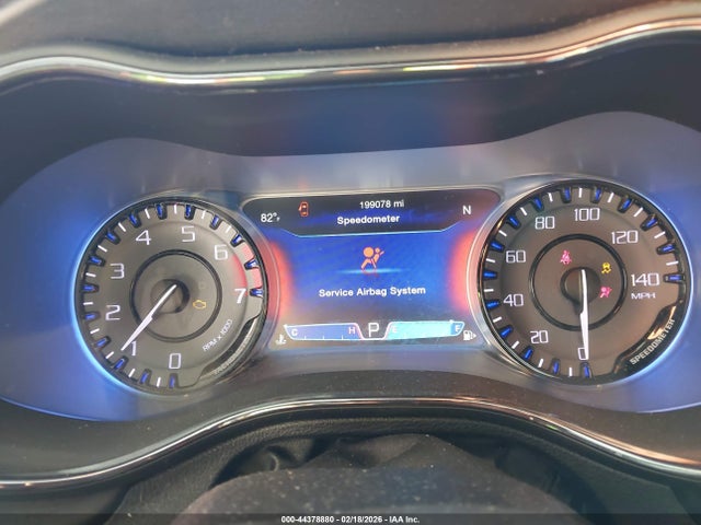 Продажа на аукционе авто 2016 Chrysler 200 S, vin: 1C3CCCBB3GN161707, номер лота: 44378880