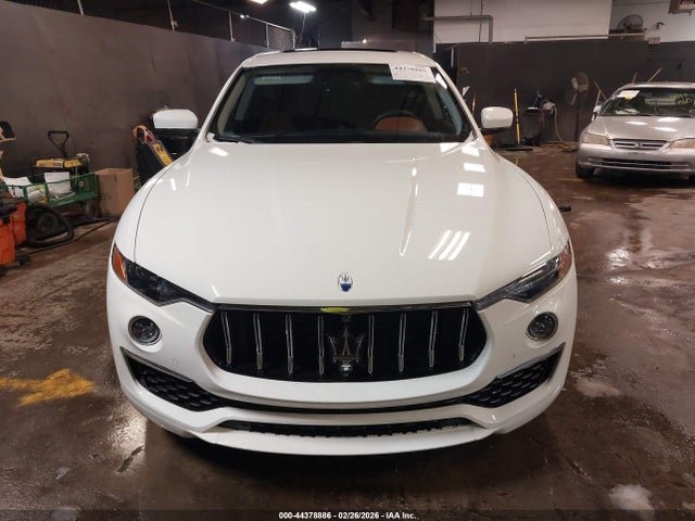 2022 Maserati Levante Gt მანქანა იყიდება აუქციონზე, vin: ZN661XUA3NX407259, აუქციონის ნომერი: 44378886
