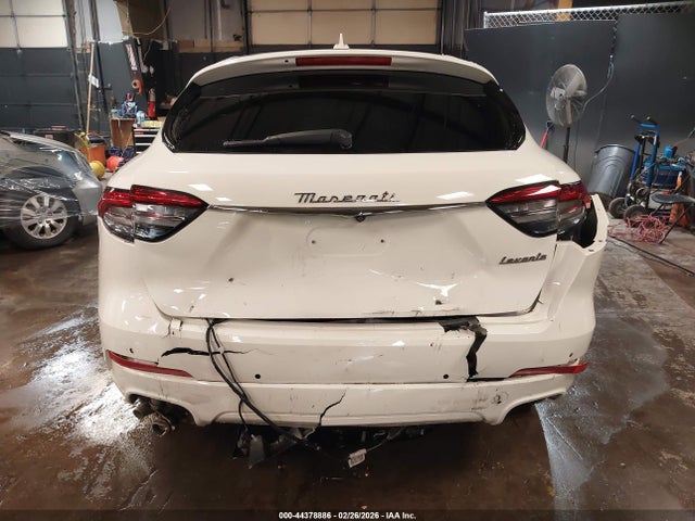 2022 Maserati Levante Gt მანქანა იყიდება აუქციონზე, vin: ZN661XUA3NX407259, აუქციონის ნომერი: 44378886