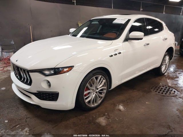 2022 Maserati Levante Gt მანქანა იყიდება აუქციონზე, vin: ZN661XUA3NX407259, აუქციონის ნომერი: 44378886
