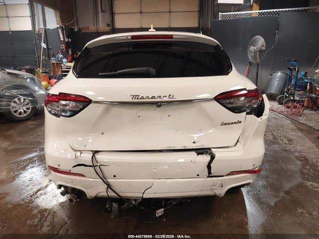 2022 Maserati Levante Gt მანქანა იყიდება აუქციონზე, vin: ZN661XUA3NX407259, აუქციონის ნომერი: 44378886