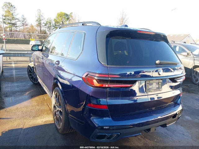 5UX33EM01R9T00651 BMW X7 M60i