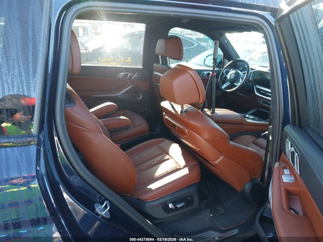 5UX33EM01R9T00651 BMW X7 M60i