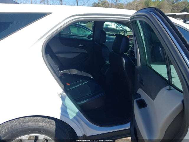 2GNAXHEV1J6231427 Chevrolet EQUINOX LS