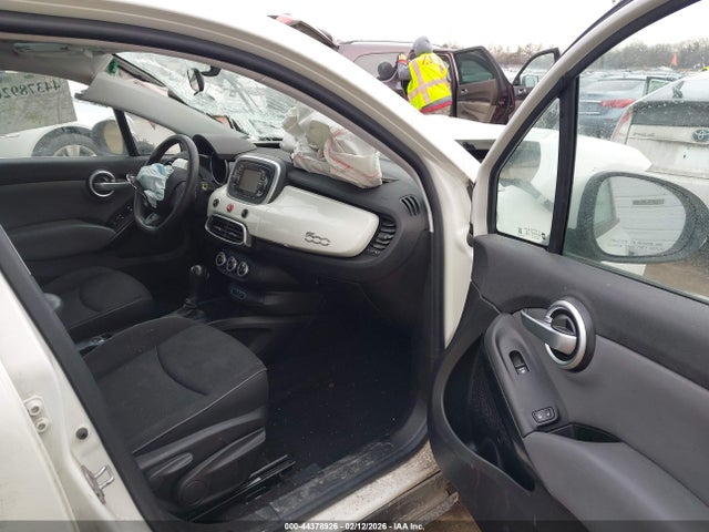 2017 FIAT 500X ZFBCFXAB5HP538056 Photo 4
