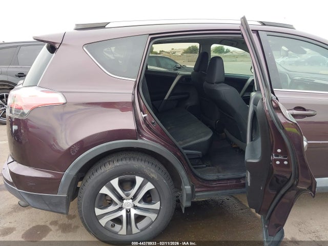 Toyota RAV4 LE 2017 2T3BFREV0HW578297 Image 8