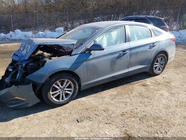 2016 HYUNDAI SONATA 5NPE24AF7GH394975 Photo 1