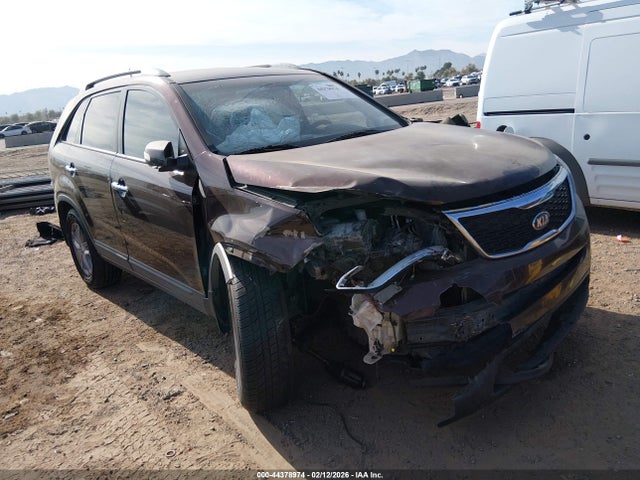 5XYKT4A73EG528054 KIA Sorento Lx V6