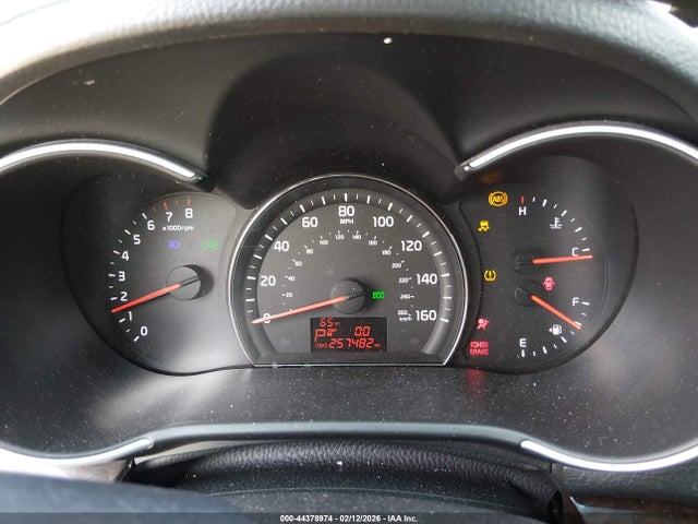 5XYKT4A73EG528054 KIA Sorento Lx V6