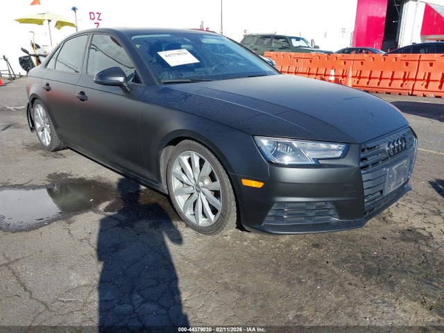 2017 AUDI A4 WAUANAF4XHN039342 Photo 0