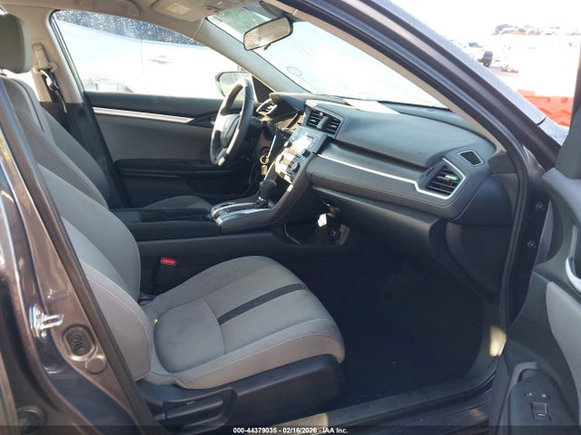 44379035 :رقم المزاد ، 19XFC2F66KE200335 vin ، 2019 Honda Civic Lx مزاد بيع