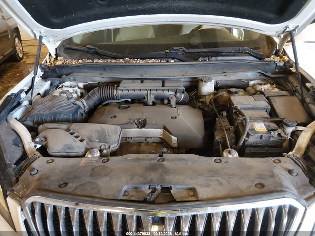 44379038 :رقم المزاد ، LRBFX1SA9JD017888 vin ، 2018 Buick Envision Essence مزاد بيع