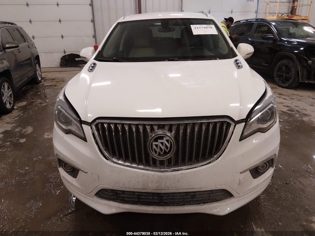 44379038 :رقم المزاد ، LRBFX1SA9JD017888 vin ، 2018 Buick Envision Essence مزاد بيع
