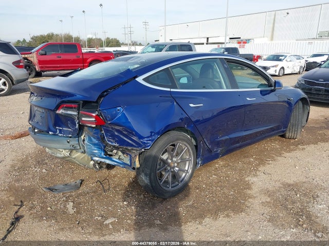 2018 TESLA MODEL 3 5YJ3E1EB1JF150989 Photo 3