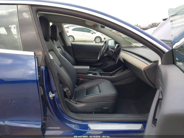 2018 TESLA MODEL 3 5YJ3E1EB1JF150989 Photo 4