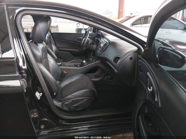 Aukcja sprzedaży 2015 Chrysler 200 S, vin: 1C3CCCBG3FN569778, numer aukcji: 44379072